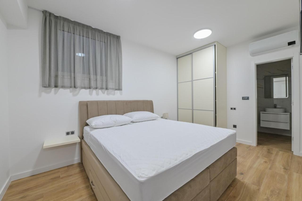 The Eagle Apartment โนวาลยา ภายนอก รูปภาพ